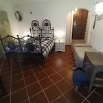 Oda ve Kahvaltı Sopra Il Borgo Finale Ligure