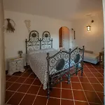 Oda ve Kahvaltı Sopra Il Borgo Finale Ligure