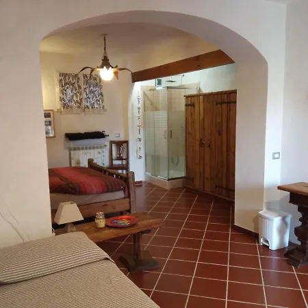 Sopra Il Borgo Bed & Breakfast Finale Ligure