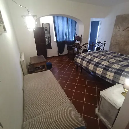 Sopra Il Borgo Bed & Breakfast Finale Ligure