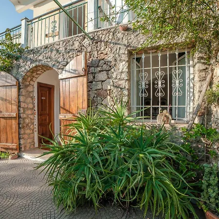 Sopra Il Borgo Finale Ligure