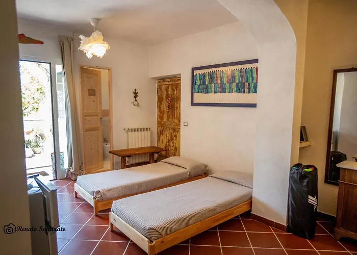 Sopra Il Borgo Couette-café Finale Ligure