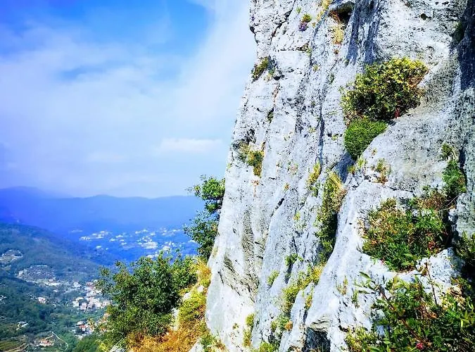 Sopra Il Borgo Finale Ligure
