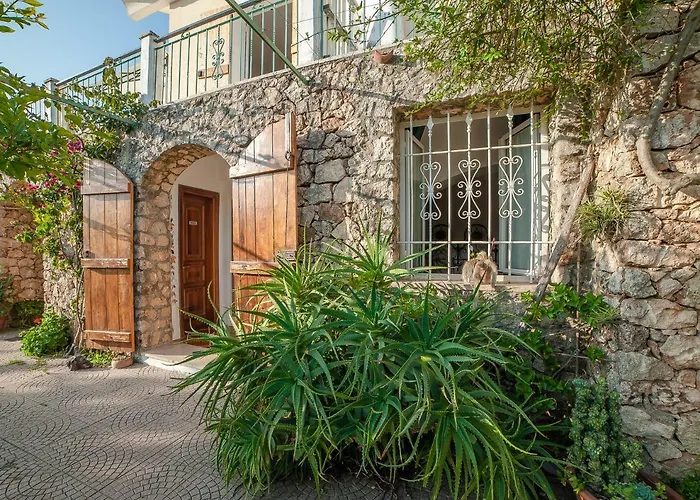 Sopra Il Borgo Finale Ligure