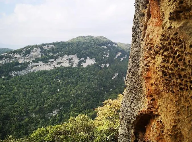 Sopra Il Borgo 3* Финале Лигуре