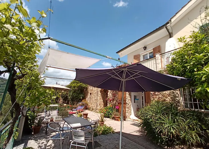 Sopra Il Borgo 3* Финале Лигуре